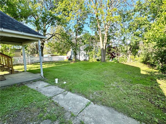 200 Oakwood Ave, Home with 5 bedrooms, 3 bathrooms and null parking in Elmira Hts NY | Image 4