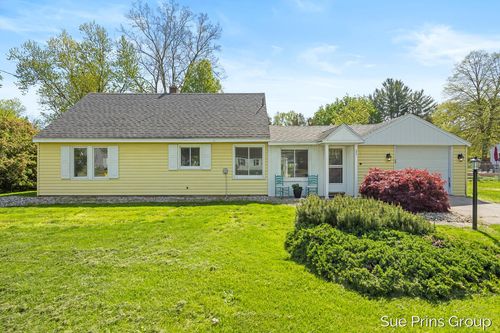6518 8th Ave Sw, Grandville, MI, 49418-9668 | Card Image