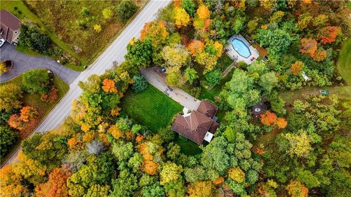 7664 Maltby Rd E, Puslinch, ON, N0B2J0 | Card Image