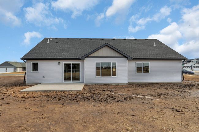 Rear View of the home | Image 12