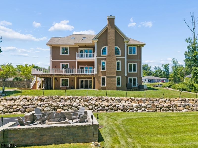 Residential in Lincoln Park Boro 3
