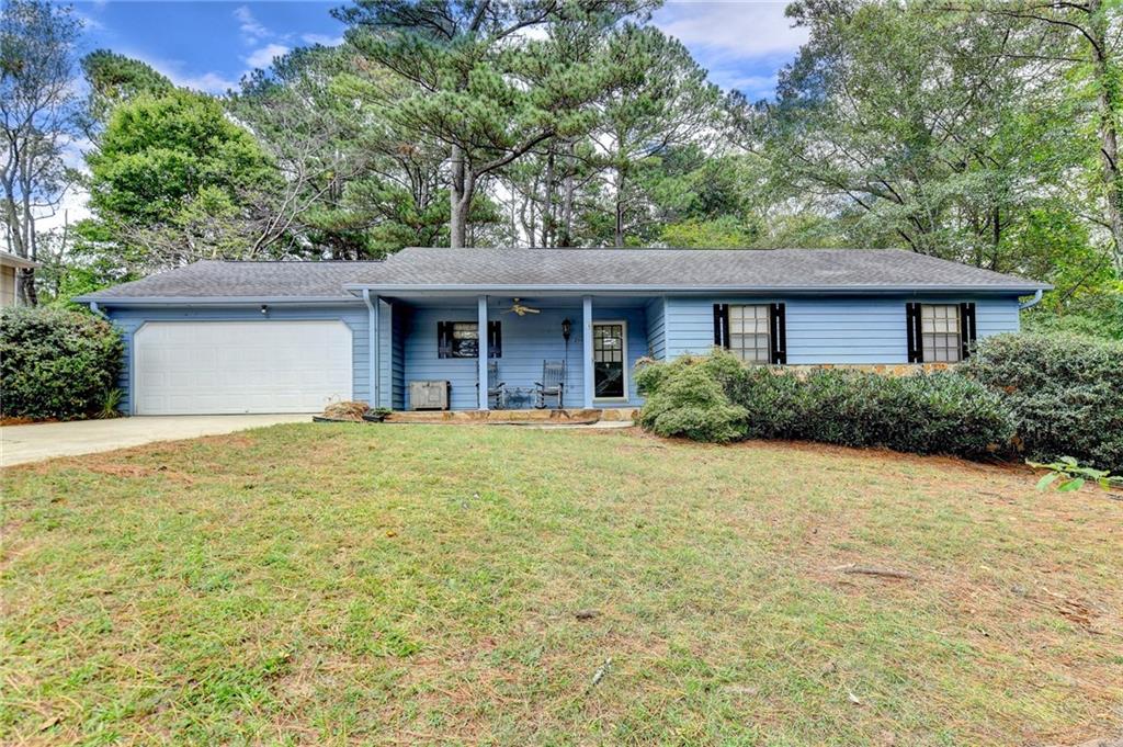 Cedar Dr, Lawrenceville, GA 30043