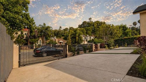 4819 Genesta Ave, Encino, CA, 91316-4114 | Card Image