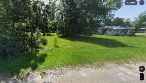 240 E Chipola Ave, Wewahitchka, FL, 32465-4606 | Card Image
