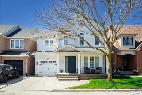 5609 Thorn Lane, Burlington, ON, L7L6T5 | Card Image