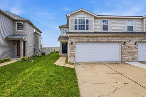 4621 Copper Ridge Rd, Champaign, IL, 61822-9719 | Card Image