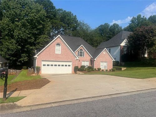 824 Georgian Point Dr, Lawrenceville, GA, 30045-8638 | Card Image
