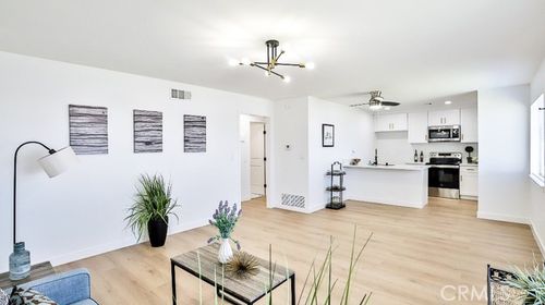 9a- Viewpoint Lane, Huntington Beach, CA, 92647 | Card Image