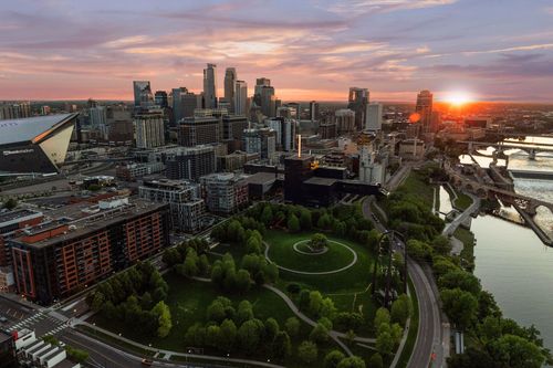 unit-26a-1111 W River Pkwy, Minneapolis, MN, 55415-7536 | Card Image