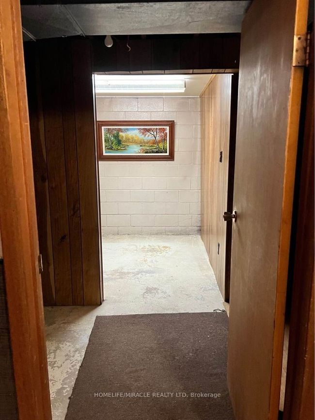 2216 Olde Base Line Rd, House other with 3 bedrooms, 2 bathrooms and 10 parking in Inglewood ON | Image 5