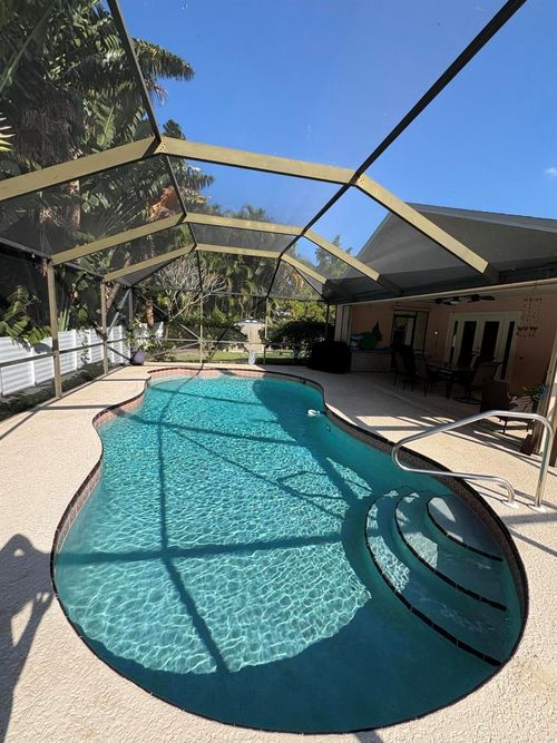 529 Se Fallon Dr, Port St. Lucie, FL, 34983-2636 | Card Image