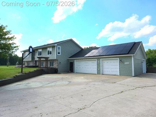 5158 Coldwater Rd, Lapeer, MI, 48446-8014 | Card Image