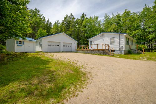 482 W Bay Rd, Gouldsboro, ME, 04607-3517 | Card Image