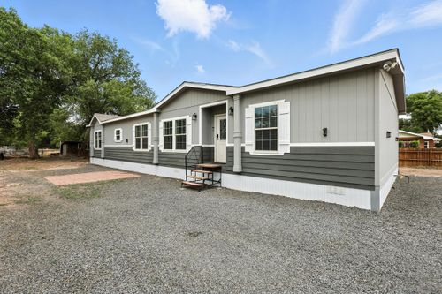 13 Carlitos Ln, Los Lunas, NM, 87031-7510 | Card Image