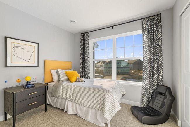Secondary bedroom | Image 10