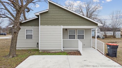 122 E 7th St, Chelsea, OK, 74016-2022 | Card Image