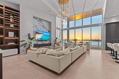 unit-703-1020 Sunset Point Rd, CLEARWATER, FL, 33755-1486 | Card Image