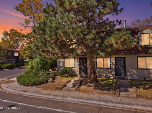 h-2200 E Dortha Ave, Flagstaff, AZ, 86004-3663 | Card Image