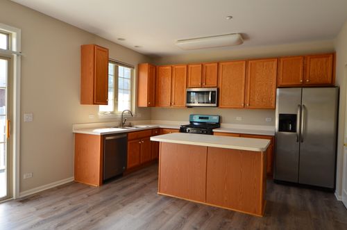 536 Prestwick Ln, Wheeling, IL, 60090-6231 | Card Image