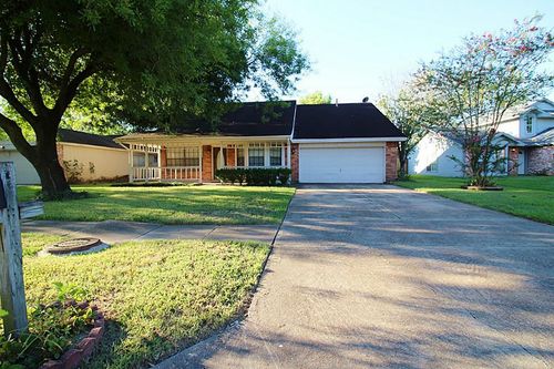 12026 Kleinmeadow Dr, Houston, TX, 77066-4723 | Card Image