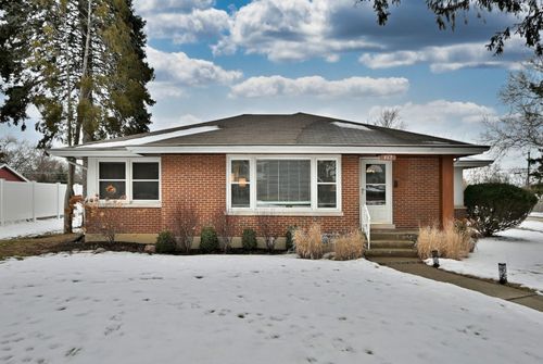 467 W Avery St, Elmhurst, IL, 60126-4913 | Card Image