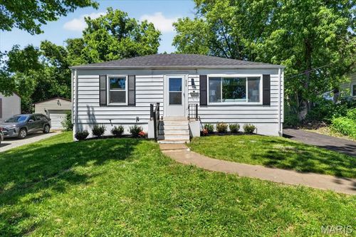 439 E Elliott Avenue, Kirkwood, MO, 63122 | Card Image