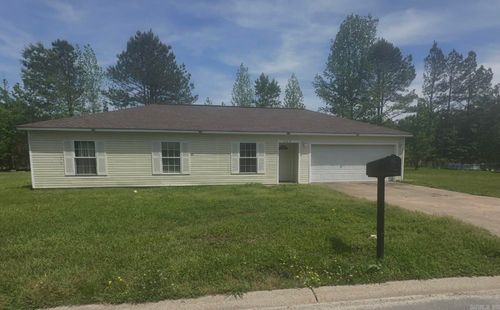 208 Glen Oaks Dr, Haskell, AR, 72015-8902 | Card Image
