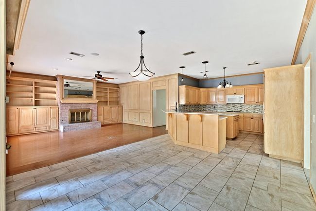 2210 Meadows Ln, House other with 4 bedrooms, 5 bathrooms and null parking in Sherman TX | Image 9