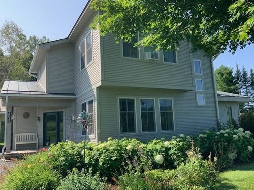 4033 E Warren Rd, Warren, VT, 05674-4422 | Card Image