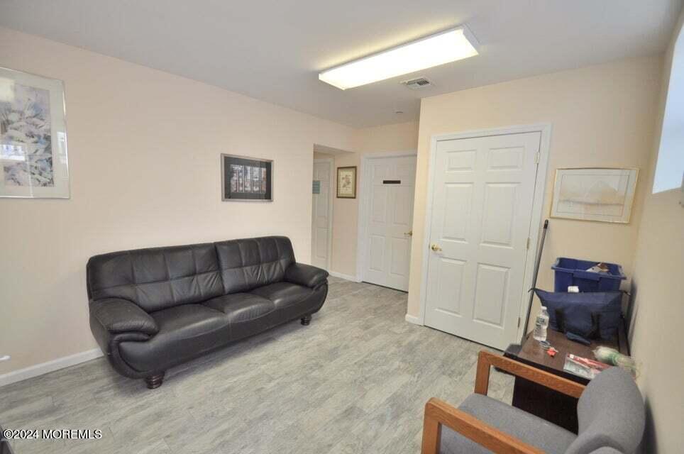 Commercial Lease in Red Bank 3