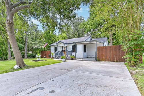 615 Honeysuckle Dr, La Marque, TX, 77568-4448 | Card Image