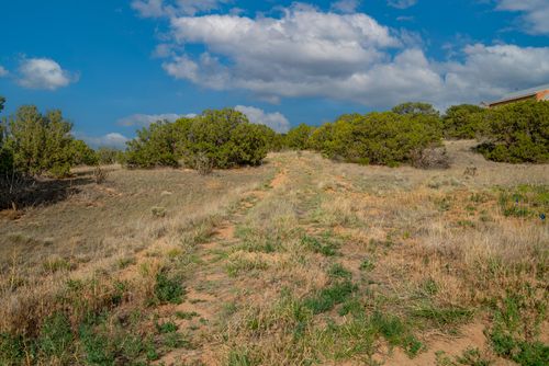 28 Old Rd, Lamy, NM, 87540-9628 | Card Image