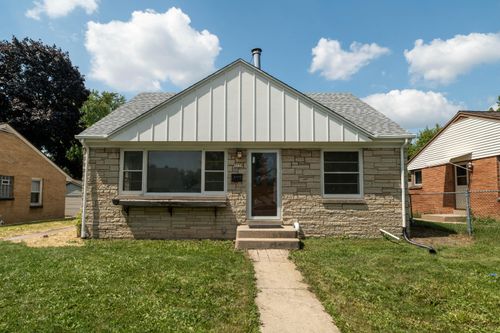 3739 N 97th Pl, Milwaukee, WI, 53222-2634 | Card Image