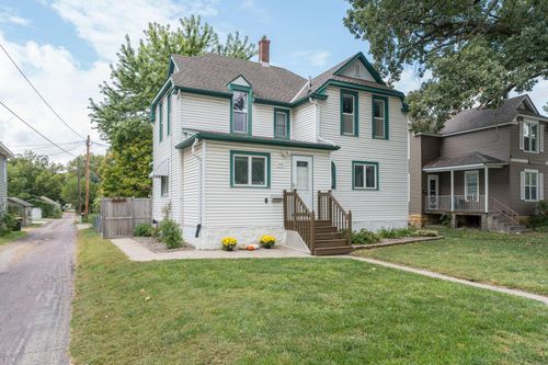 415 Sherman St, North Mankato, MN, 56003-3726 | Card Image