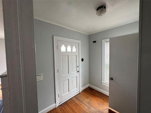 415 W Pearce St, Baytown, TX, 77520-4732 | Card Image