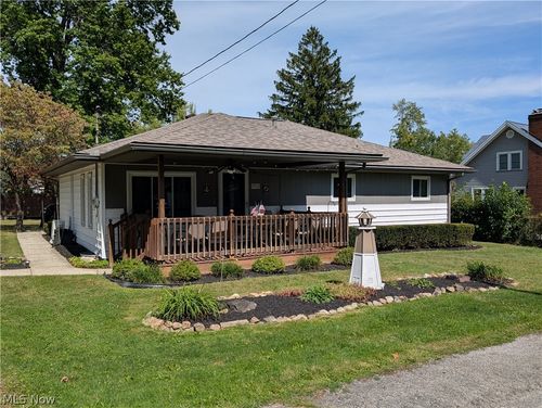 17512 Lundys Ln, Lake Milton, OH, 44429-9708 | Card Image