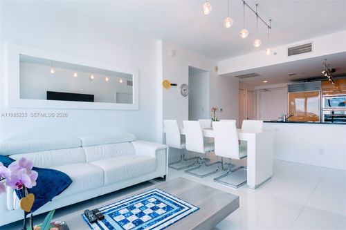 906-6799 Collins Ave, Miami Beach, FL, 33141-5762 | Card Image