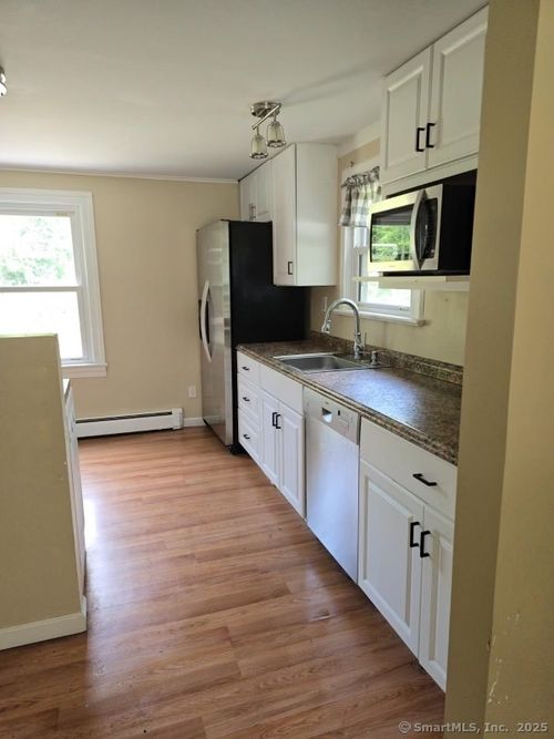 163 Hunters Rd, Norwich, CT, 06360-1937 | Card Image