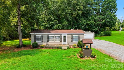 2932 Loop Rd, Lincolnton, NC, 28092-8198 | Card Image