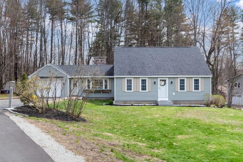 32 Cyrus Ln, Gilford, NH, 03249-2215 | Card Image