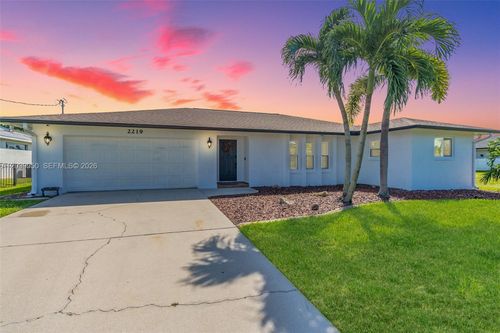 2219 Se 19th Pl, Cape Coral, FL, 33990-3113 | Card Image