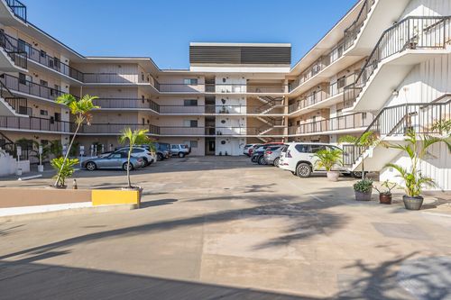 105-75-5719 Kini Loop, KAILUA-KONA, HI, 96740-2015 | Card Image