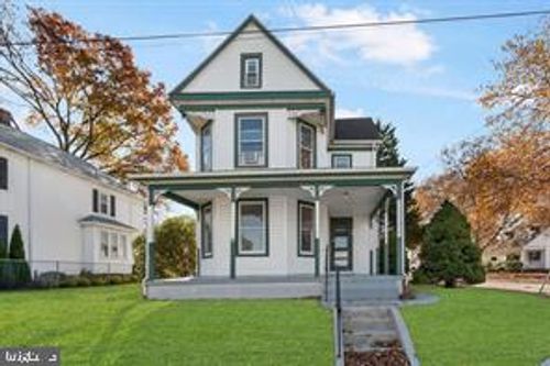 401 Fulton St, HANOVER, PA, 17331-2611 | Card Image