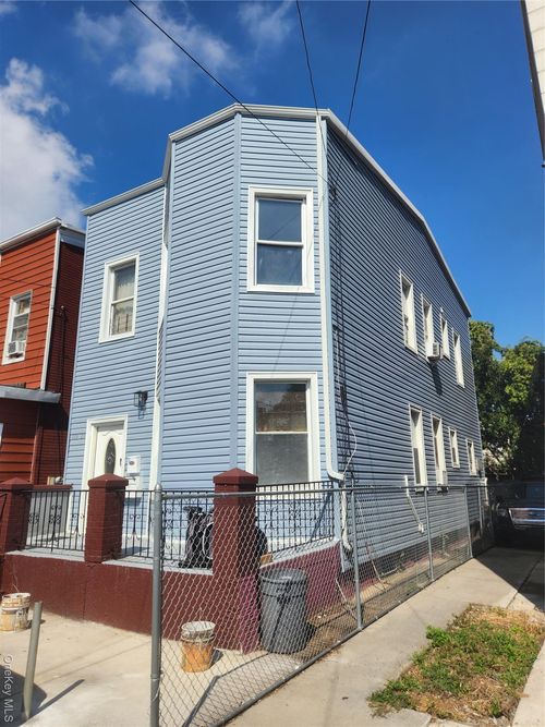 10827 50th Ave, Corona, NY, 11368-2951 | Card Image