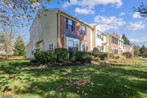 116 Woodward Ln, Basking Ridge, NJ, 07920-2729 | Card Image