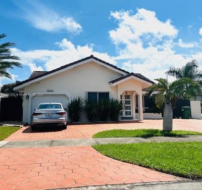 9420 Sw 21st St, House other with 3 bedrooms, 2 bathrooms and null parking in Miami FL | Image 2