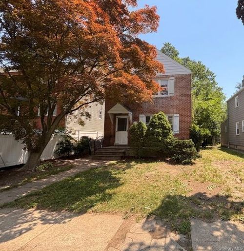 120 Clunie Ave, Yonkers, NY, 10703-1002 | Card Image