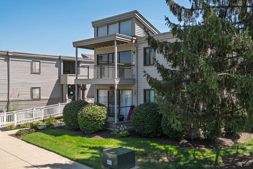 c-105 Winding Way, Covington, KY, 41011-1157 | Card Image