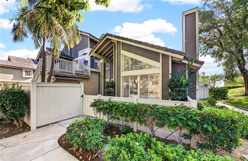 20745 E Crest Ln, Walnut, CA, 91789-4093 | Card Image