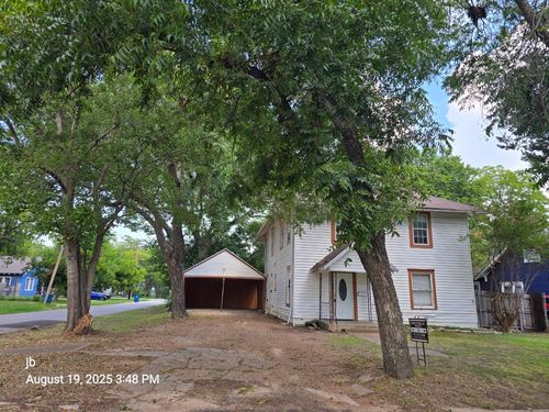 506 N Washington St, Kaufman, TX, 75142-1349 | Card Image